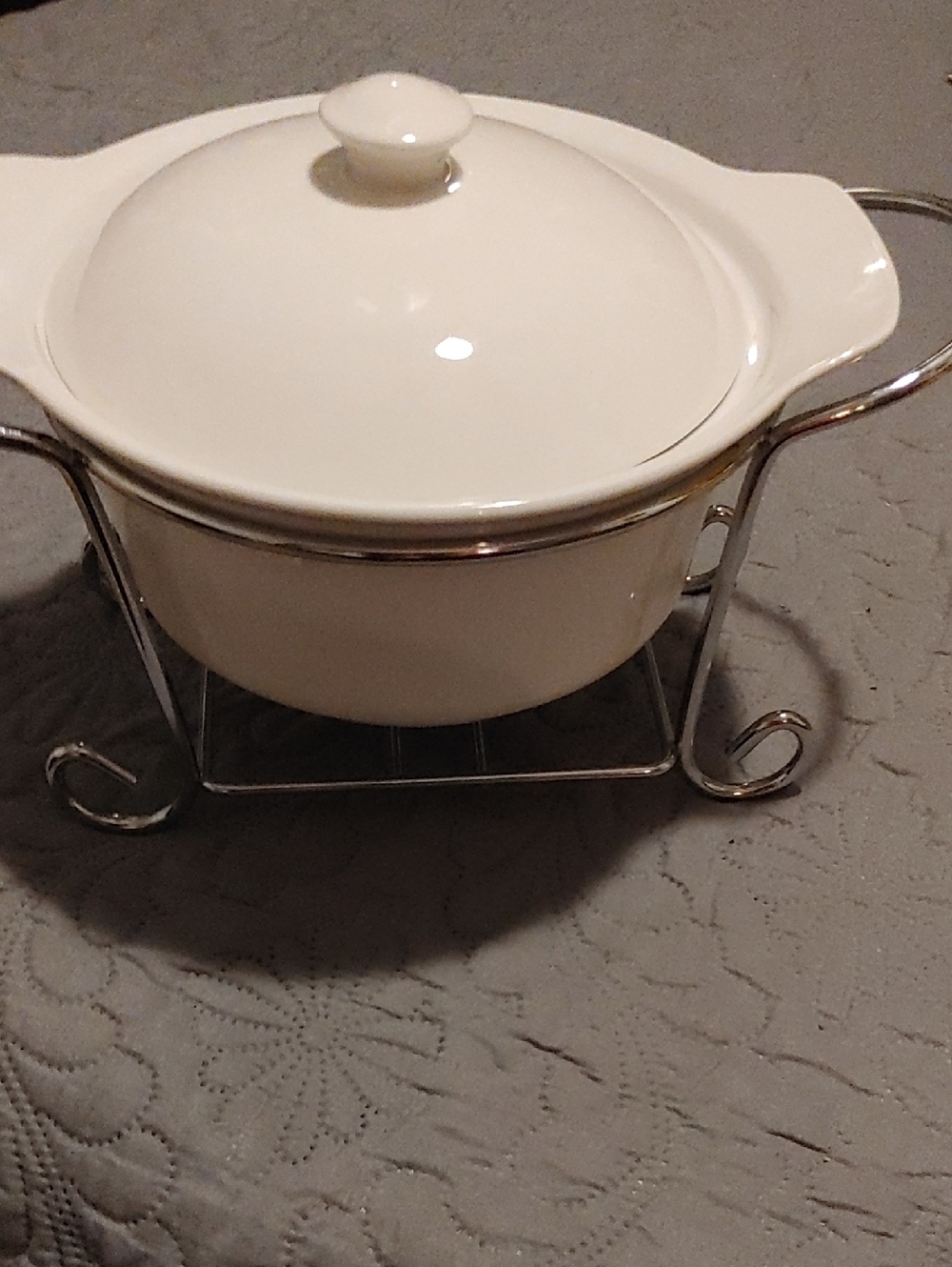 Tannex White Ceramic Serving Dish with Lid and Chrome Stand
